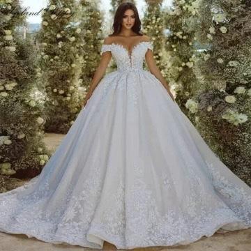 Ball Gown Princess Wedding Dresses Appliques Glamorous Robe