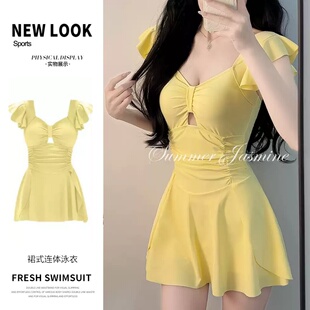 ins风高级感泳装 2026泳衣女新款 遮肚保守学生韩版 平角裤 连体裙式