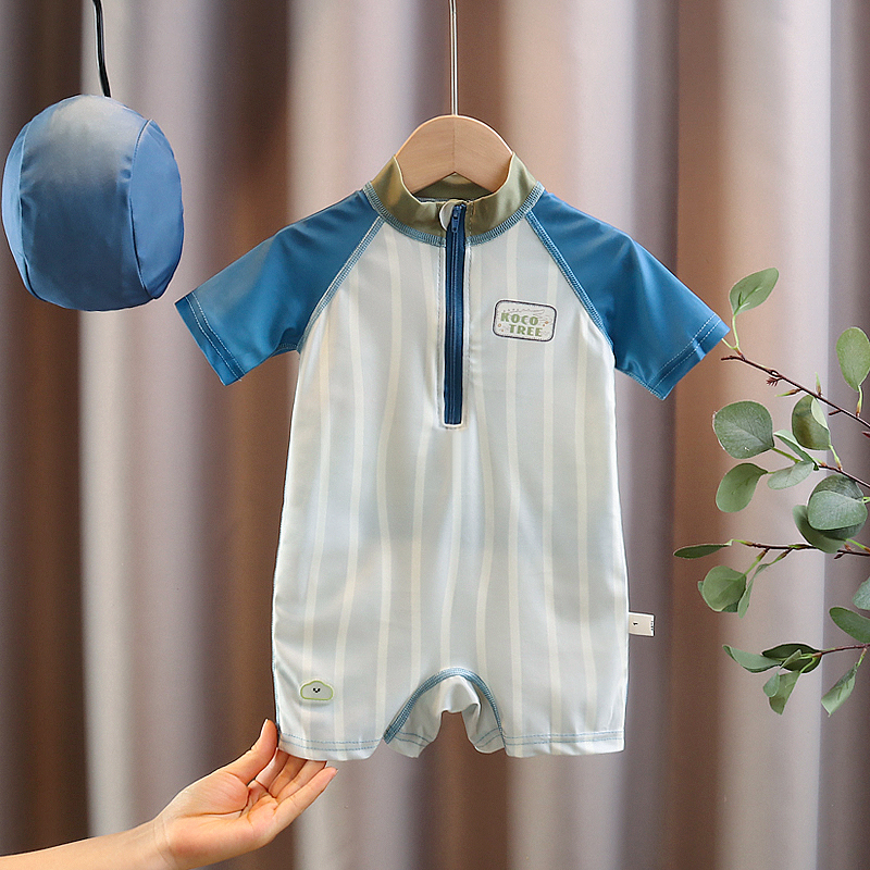 夏季潮款短袖连体泳装儿童卡通印花薄款男童专业训练必备游泳服潮