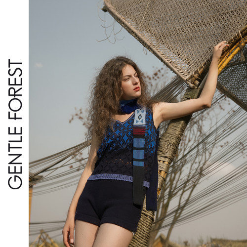 Gentle Forest【白】春夏醋酸棉连钱纹V领拼色箱型镂空背心