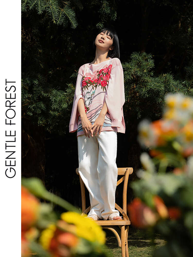 Gentle Forest【哈尼】醋酸棉马缨花刺绣直身开叉长袖针织上衣