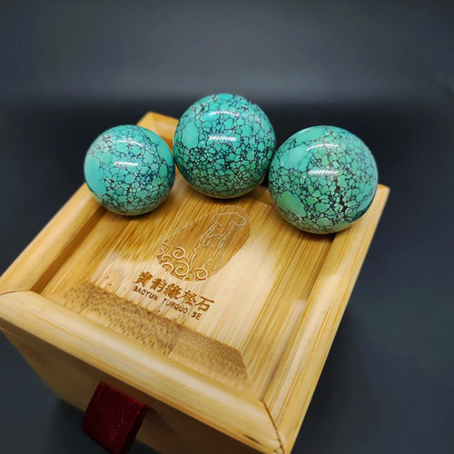 高瓷绿松石天然原矿支持复检