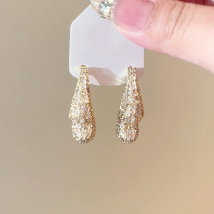 金色爆闪仿满钻水滴耳环2025新款 高级感轻奢小众独特气质耳钉 爆款