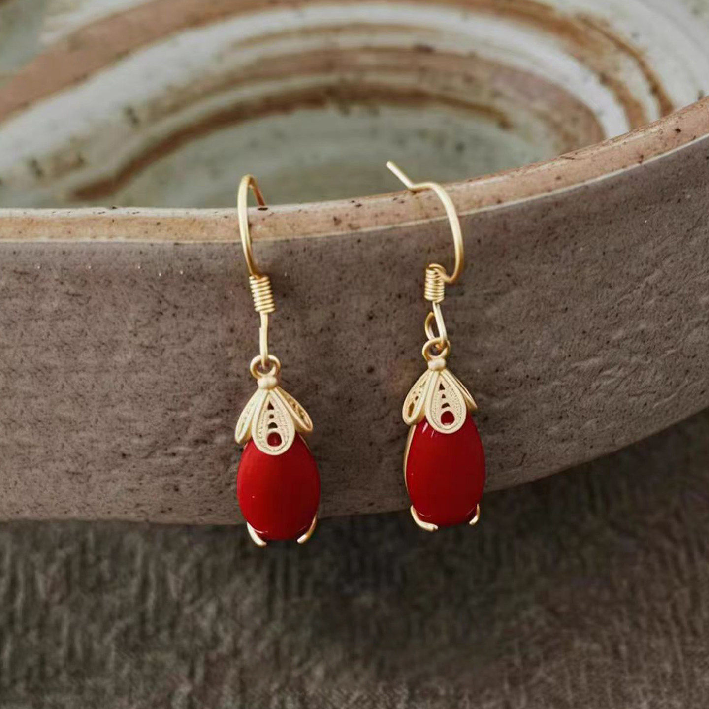 新中式金色花边仿南红玛瑙水滴耳环轻奢高级感耳坠新年红色耳饰女,饰品/流行首饰/时尚饰品新,耳环,淘宝优惠券,粉丝福利购,淘宝优惠卷