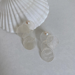 S925银清透贝母圆片耳环2025新款 高级感珍珠耳钉女小众设计感 爆款