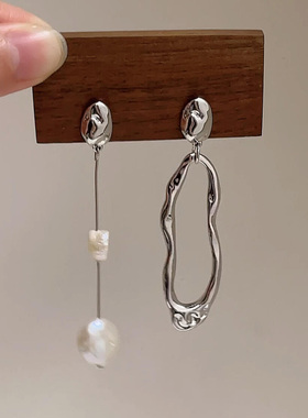 不对称几何仿珍珠流苏耳环2025新款爆款高级感耳钉女小众设计独特