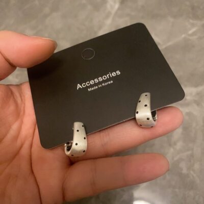 冷淡风拉丝黑色小波点耳环女轻奢