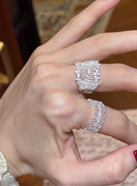 独特漂亮白色宽口蕾丝网戒指小众