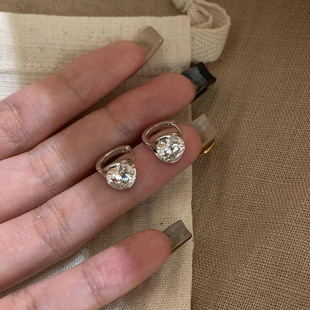 爆闪仿单钻耳扣简约小众设计气质百搭耳环2025新款 高级感耳饰 爆款