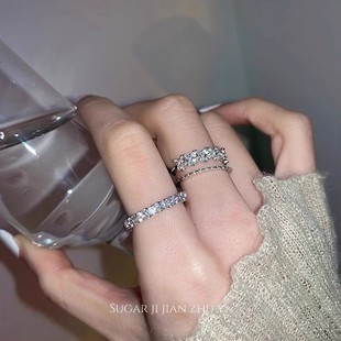 精致满钻戒指女小众设计指环轻奢高级感叠戴食指戒2025年新款爆款