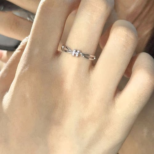 纯银莫比乌斯环戒指女轻奢高级感