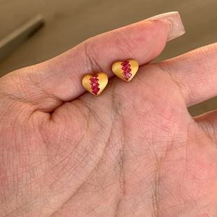 中古金色拉丝爱心耳钉2025新款 高级感轻奢小众独特气质耳环女 爆款