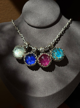 GEROCHRISTO古典感圆形宝石吊坠