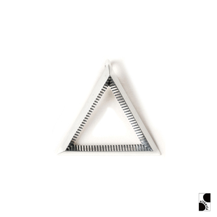 =silvarie=FANTASTIC MAN三角形立体阴影小众吊坠项坠 日式简约风