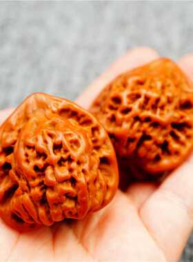 文玩桃核麒麟纹官帽四座楼狮子头三角白苹果园机刷包浆核桃打底