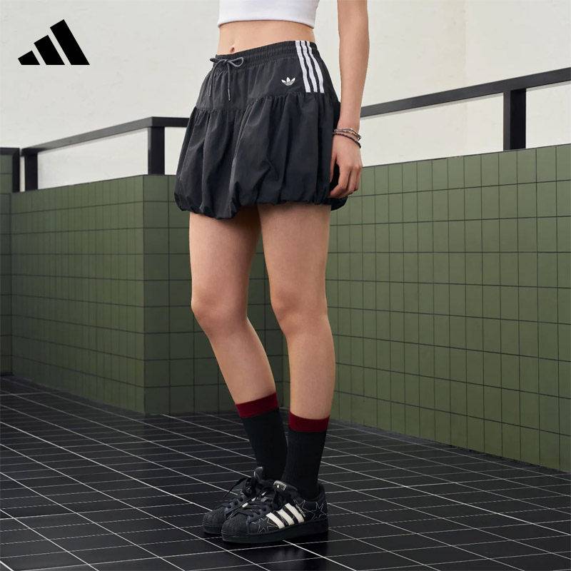 adidas阿迪达斯三叶草2026夏女休闲运动短裙泡泡裙半身裙 KU4773 - 实物图