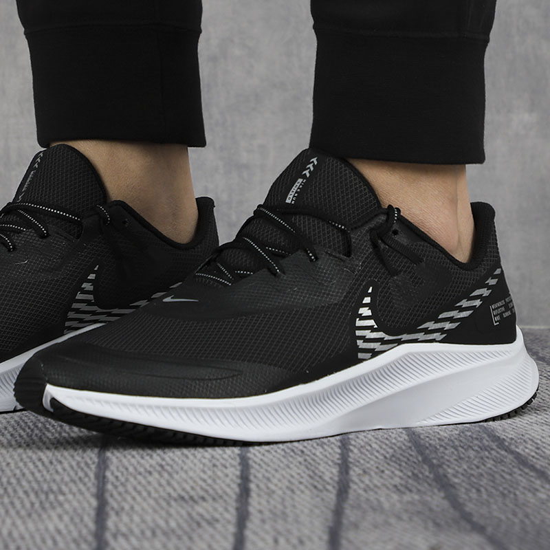 耐克男鞋低帮减震运动跑步鞋