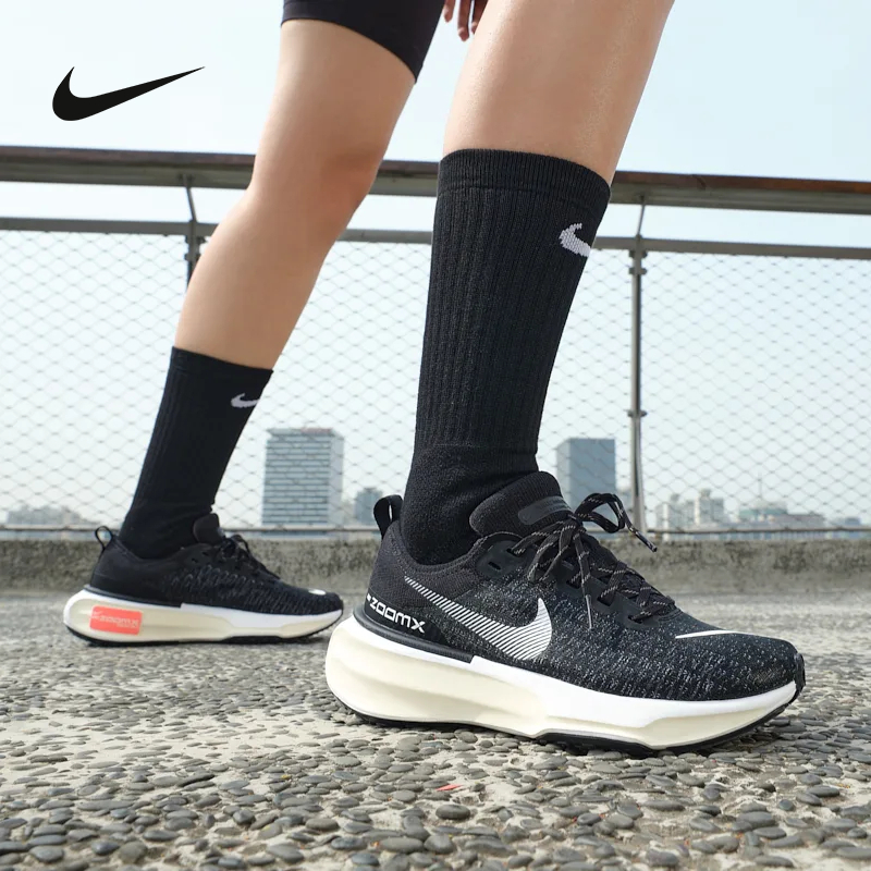 耐克女鞋ZOOMX INVINCIBLE RUN公路透气轻便缓震跑步鞋DR2660-001