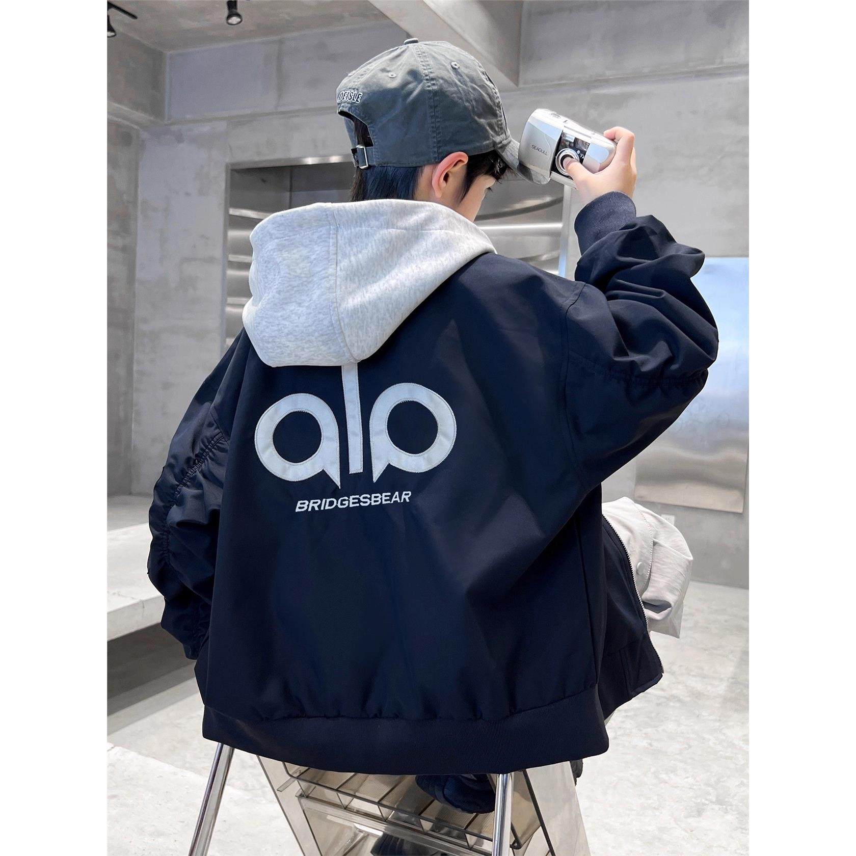 法国Uamtor男童外套秋季2025新款棒球服中大童男孩休闲连帽夹克潮