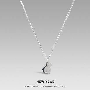 原创欧美轻奢ins风可爱小熊钛钢项链百搭毛衣链简约潮夏女锁骨链