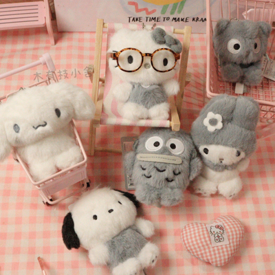 韩国正版三丽鸥灰白kitty挂件