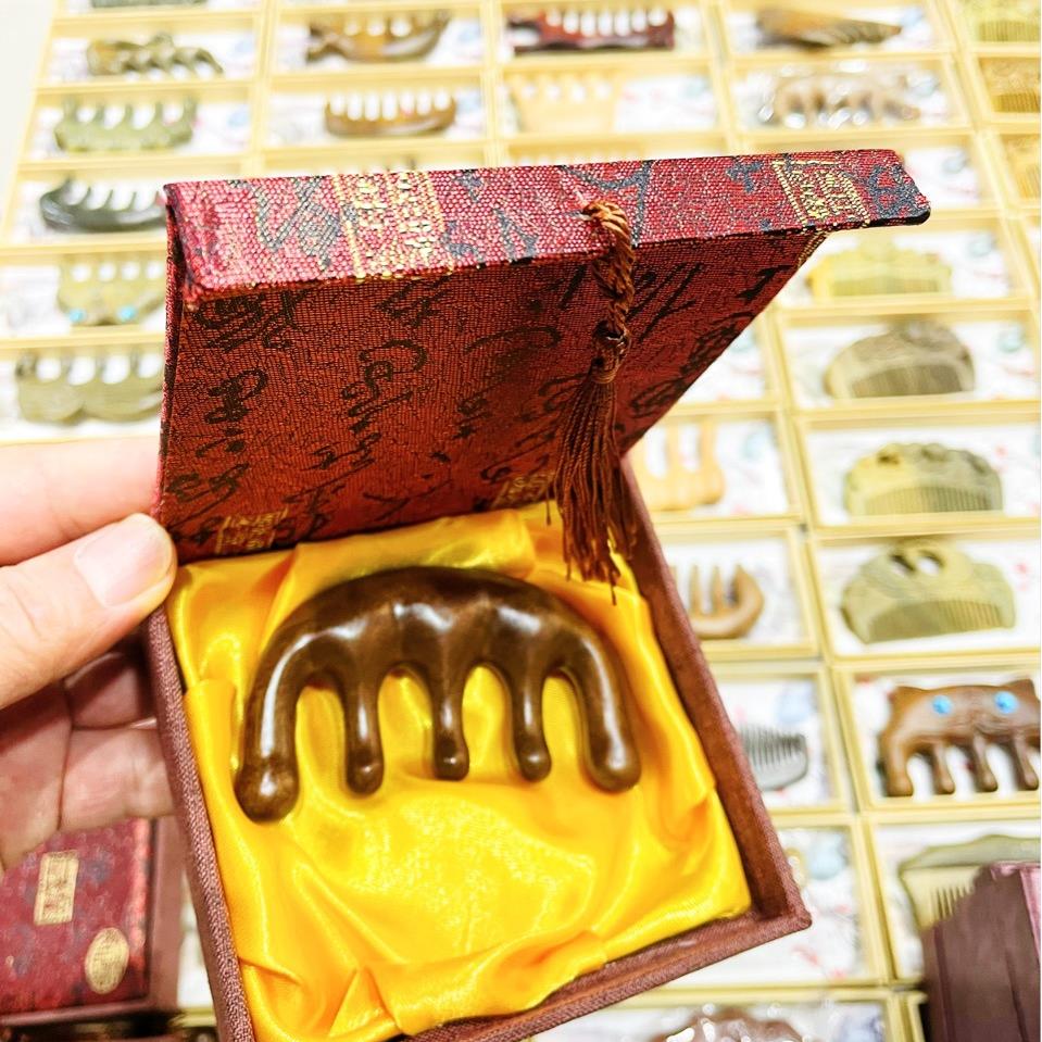 金色绿檀铝管圓圆筒无柄木梳