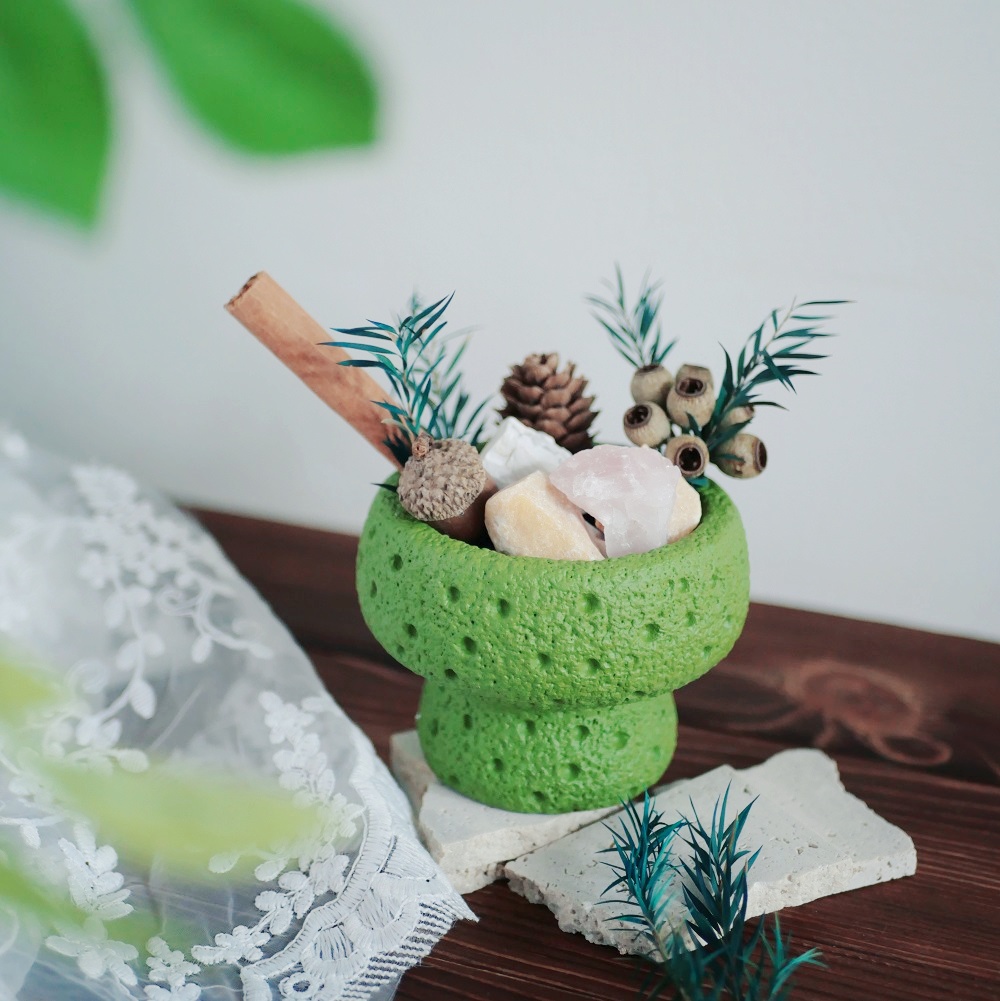 创意晶石香薰扩香石干花松果香薰杯送女士生日礼物七夕节装饰摆件