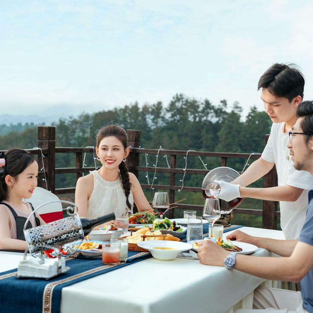 【冬季大促】688元起/2晚千岛湖伯瑞特酒店双早+鱼头券+围炉煮茶