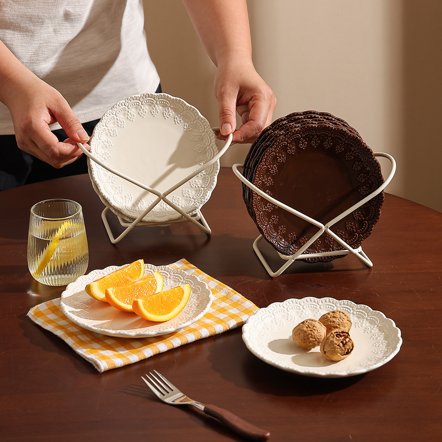 cookzone手绘釉下彩浮雕陶瓷骨碟图片