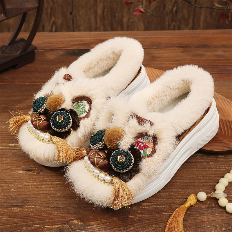 冬季厚底手工加绒成人虎头鞋中国风老北京汉服布鞋古风绣花棉鞋女