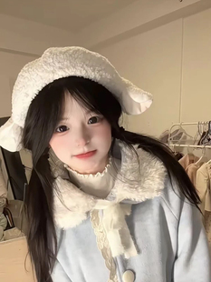 日系软妹小羊耳朵奶白羊羔绒帽子女百搭甜妹可爱秋冬毛绒绒贝雷帽