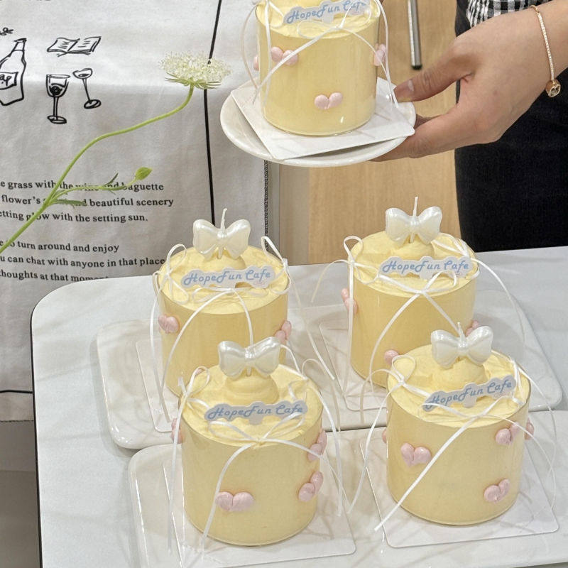 网红2.14情人节蛋糕装饰珠光白蝴蝶结蜡烛丝带情侣甜品装扮插件,节庆用品/礼品,蛋糕/烘焙装饰用品,淘宝优惠券,粉丝福利购,淘宝优惠卷