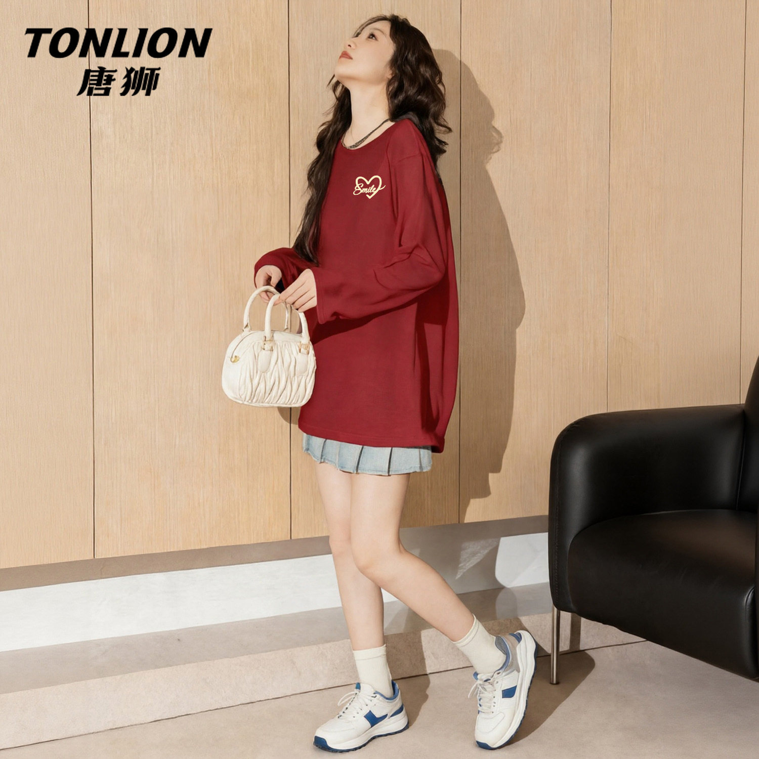 唐狮官方红色长袖t恤女春秋款2026新款女士本命年马年过年衣服V