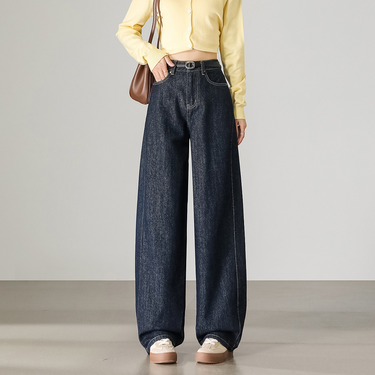 唐狮秋冬季女宽松牛仔长裤窄版直筒裤哈伦裤高级感春秋百搭tuTA