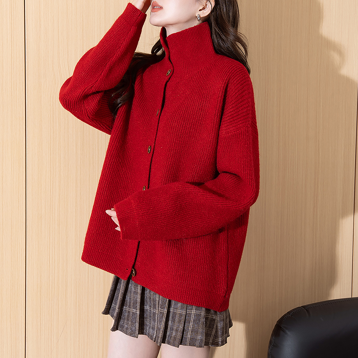 唐狮秋冬毛衣外套女节日氛围简约