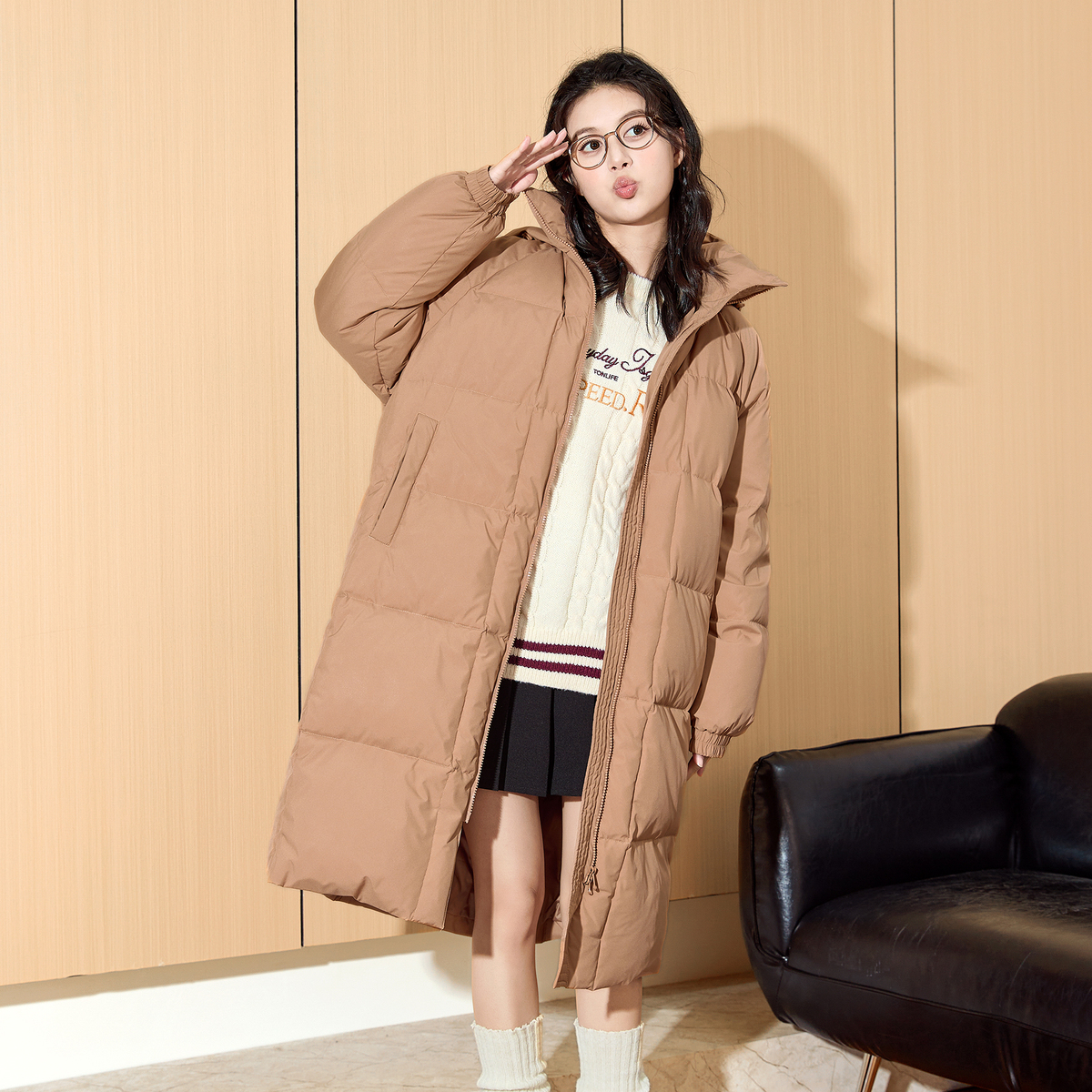 唐狮冬季短款羽绒服女连帽气质保