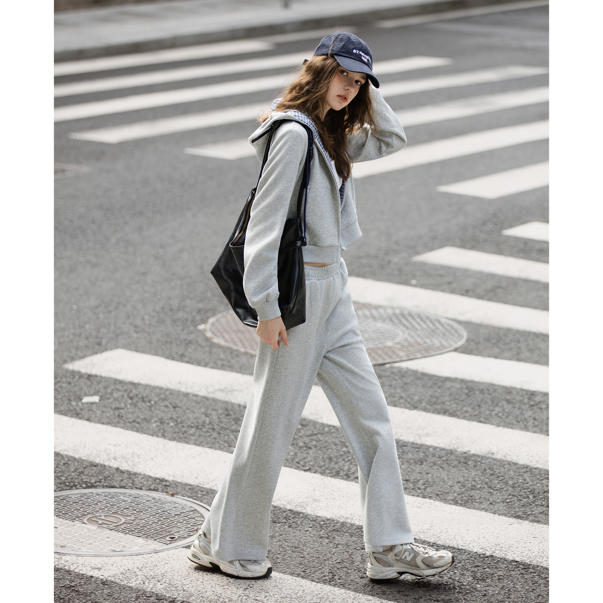 唐狮秋冬季套装女开衫连帽短款开