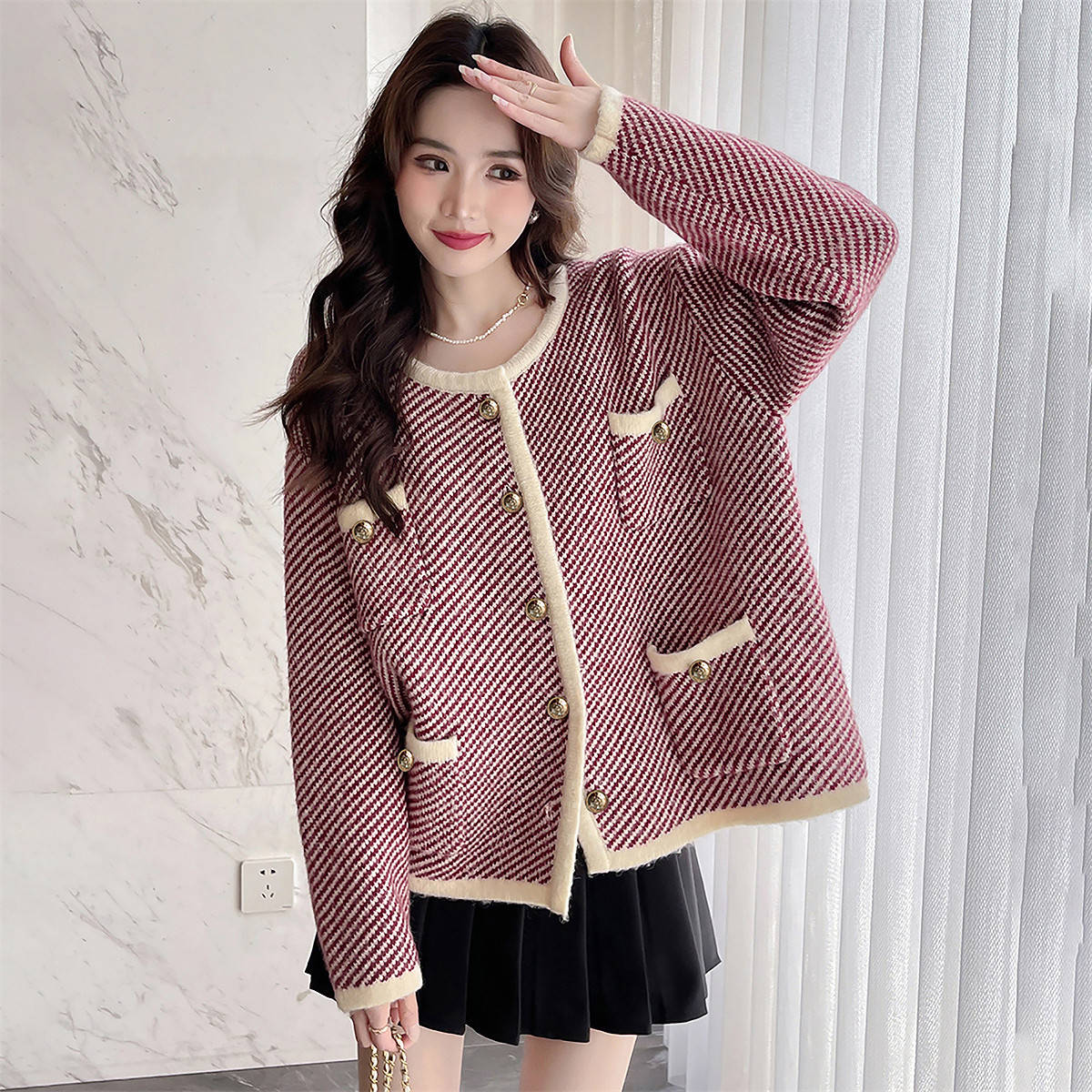 唐狮秋冬新款女毛衣复古小香风圆领针织开衫时尚复古斜纹tu