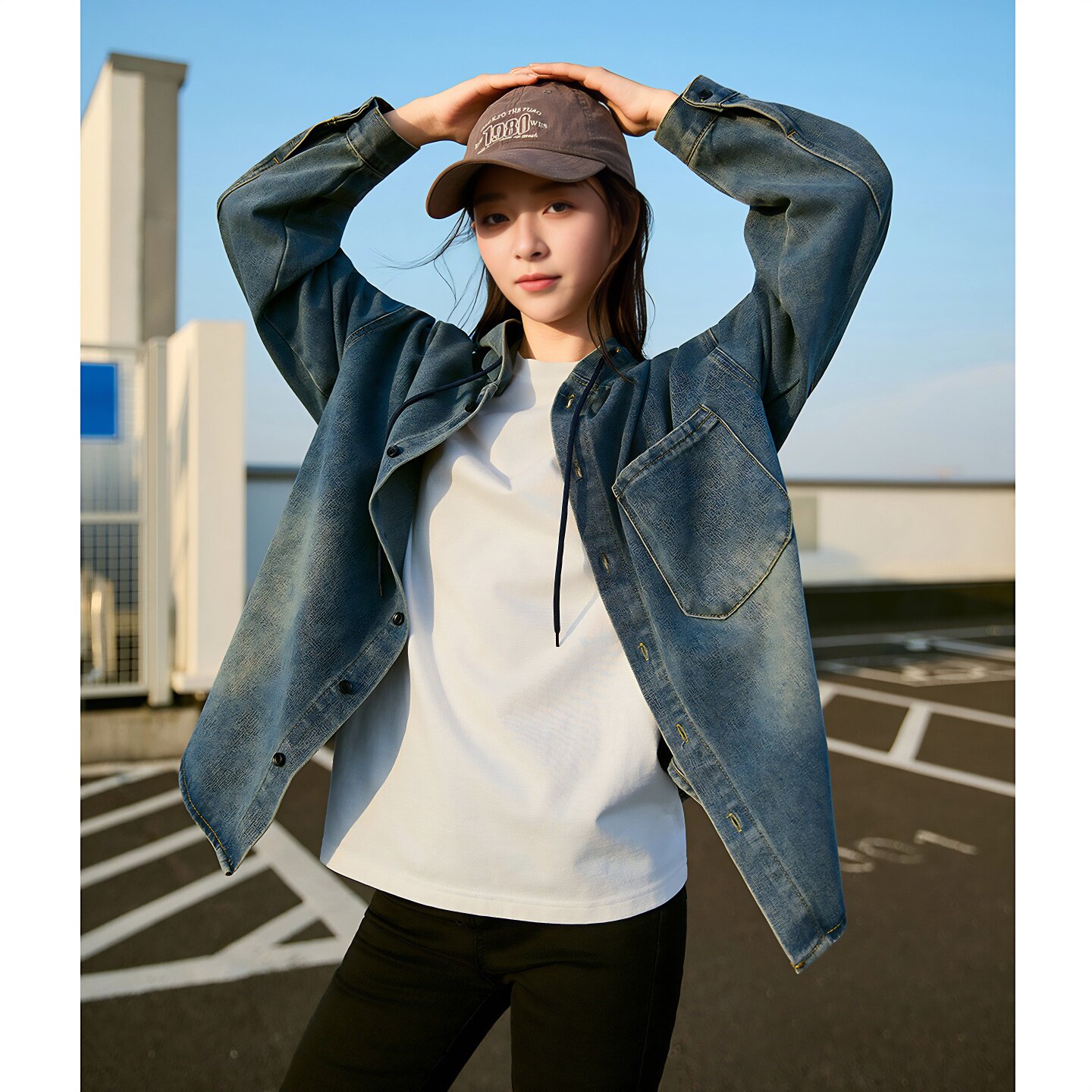 唐狮秋季衬衫女新款长袖水洗牛仔连帽复古时尚设计感上衣TM