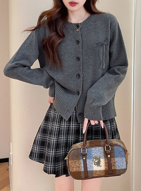 唐狮新款开衫毛衣女圆领灰色温柔简约气质蝴蝶结设计针织衫ydtu