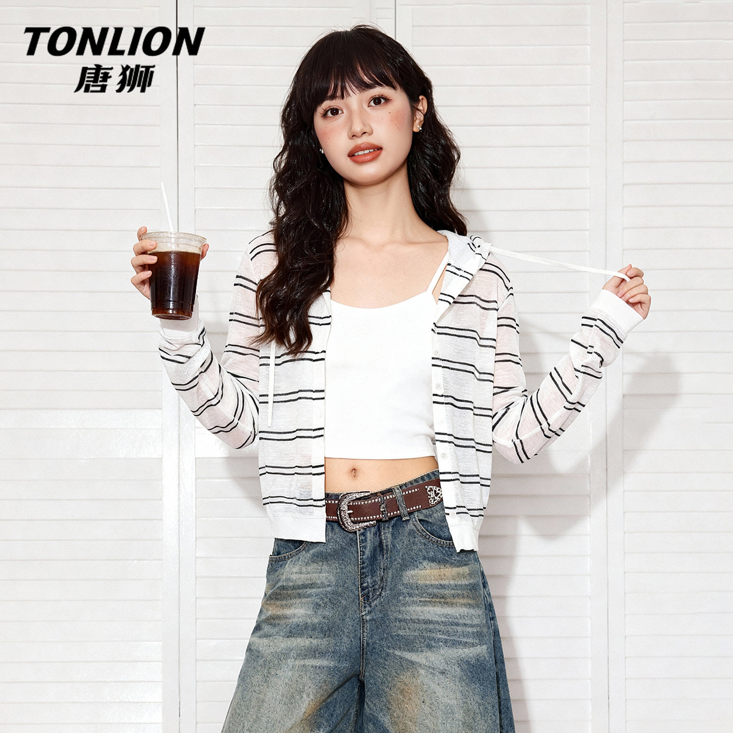 唐狮官方轻薄条纹罩衫女外套2026新款今年流行爆款夏季短款上衣V