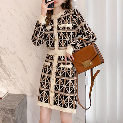 唐狮秋冬季毛衣女小香风菱格图案