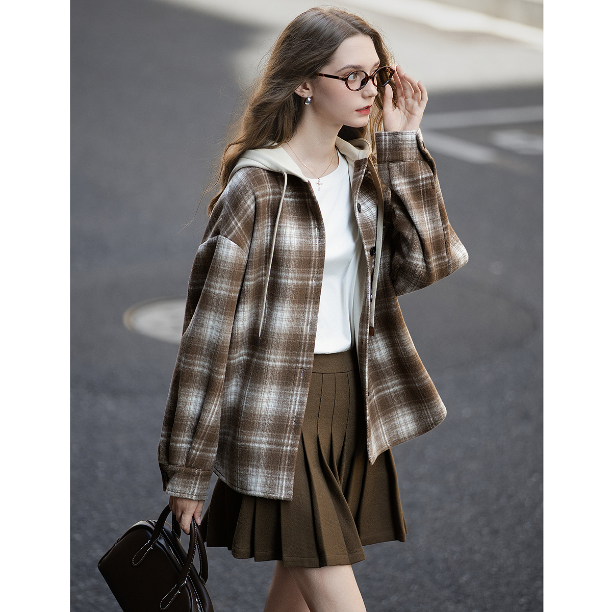 唐狮秋冬长袖衬衫女休闲连帽短款