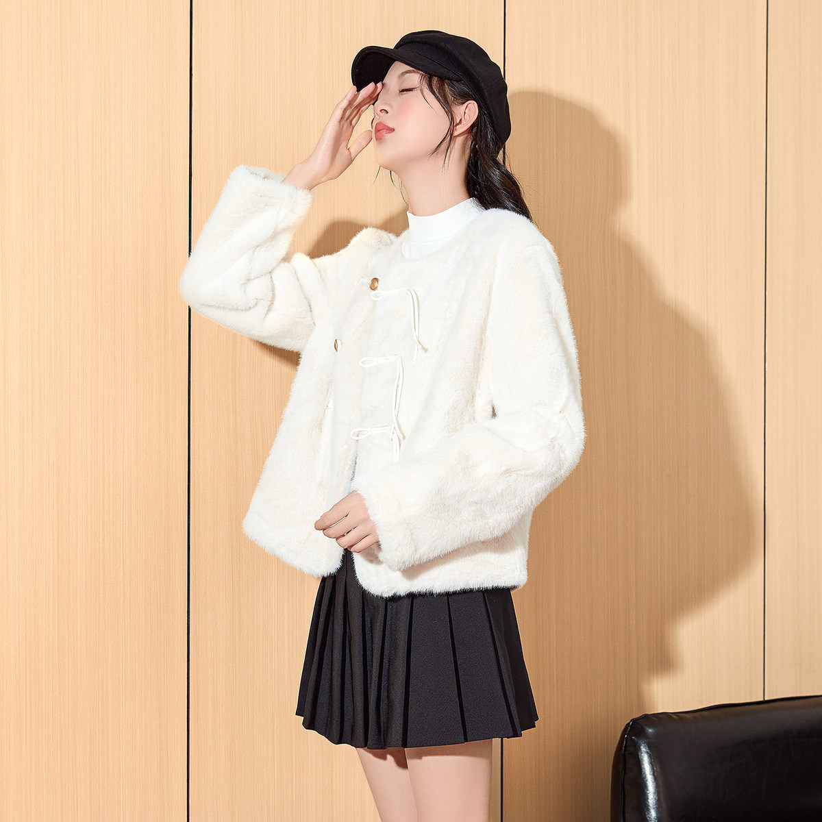 唐狮冬季新款女新中式小香风白色气质韩系圆领仿水貂毛外套女tu