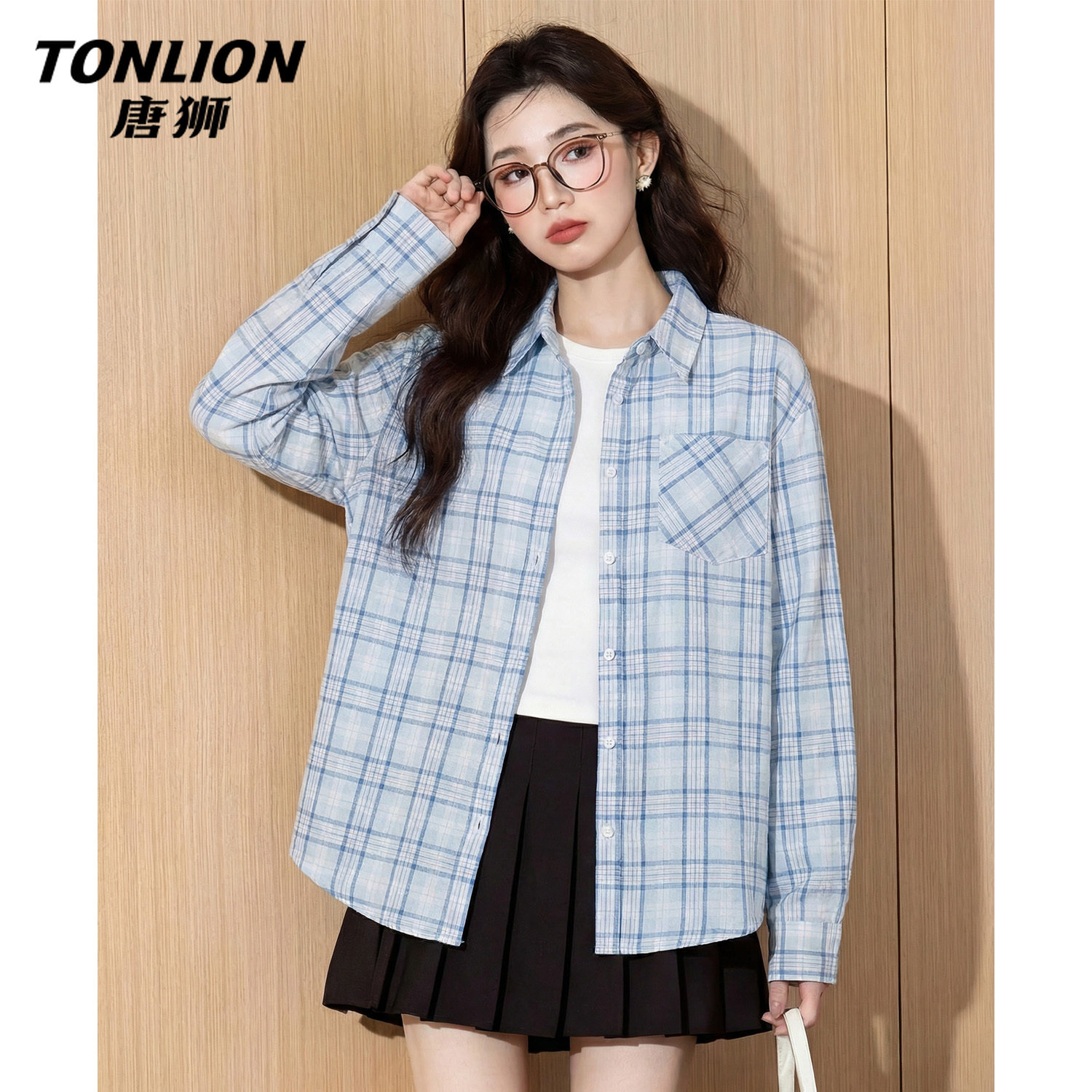 唐狮官方浅蓝色格子衬衫女2026新款春秋款宽松显瘦罩衫衬衣外套V