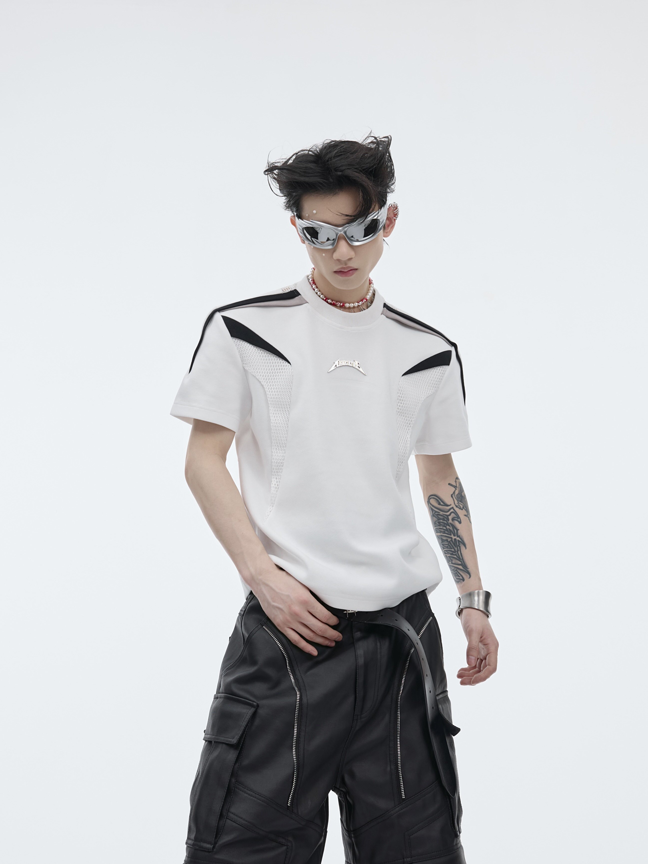 CulturE夏季小众解构立体裁片垫肩修身短袖无性别镂空设计感T恤潮