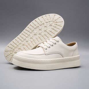 王师傅手工圆头鞋2026年春季新款轻便透气小白鞋厚底板鞋男休闲鞋