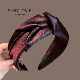 港风复古酒红色显白头箍2026年新款洋气增高炉顶头箍百搭洋气压卡