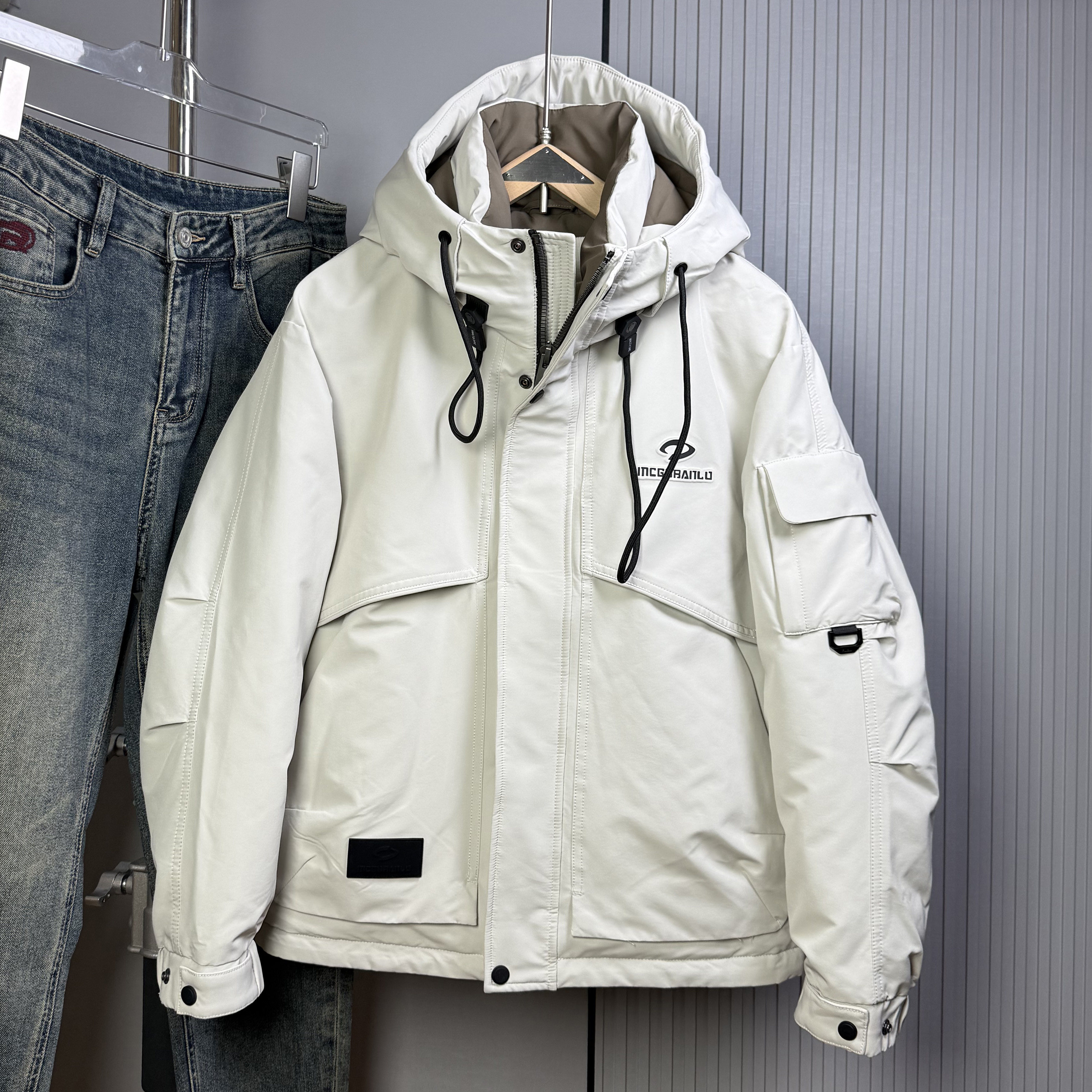 2025男士冬季新款连帽工装羽绒服时尚潮流百搭休闲保暖冲锋衣外套,男装,羽绒服,淘宝优惠券,粉丝福利购,淘宝优惠卷