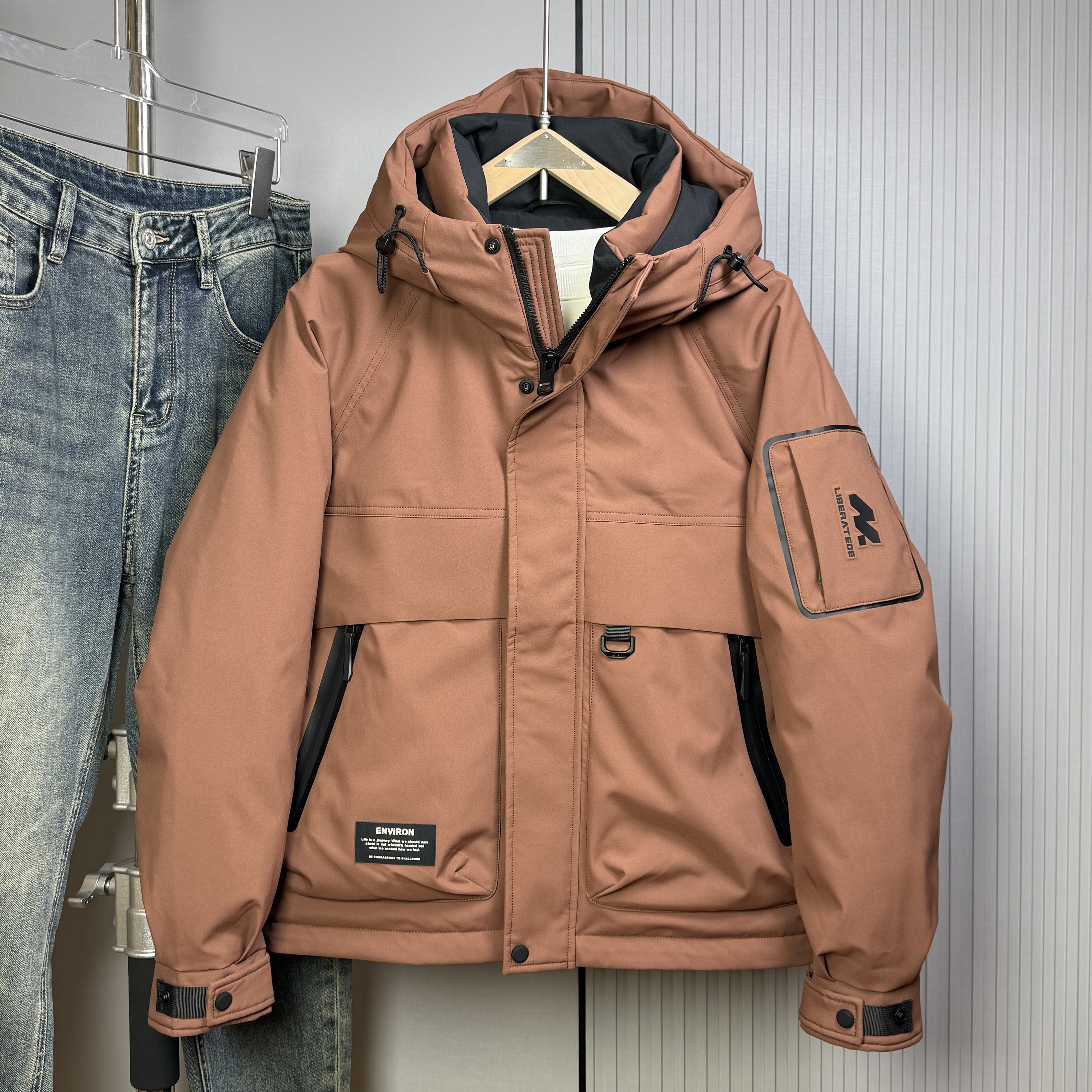 男士冬新款连帽90白鸭绒羽绒服时尚百搭大口袋休闲保暖冲锋衣外套